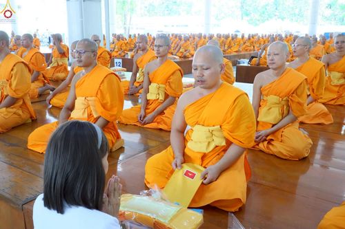 ภาพ No.238012:วันเสาร์ที่ 9 สิงหาคม พ.ศ. 2568 (วันพระ ขึ้น 15 ค่ำ เดือน 9) พิธีบุพเปตพลี ครั้งที่ 168 ร่วมอุทิศบุญแด่หมู่ญาติที่ล่วงลับไปแล้ว และสืบทอดอายุพระพุทธศาสนา ณ หอฉันคุณยายอาจารย์ฯ วัดพระธรรมกาย