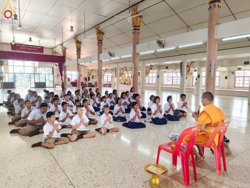 ภาพ No.200551:พิธีทอดผ้าป่าทำนุบำรุงศาสนสถาน ณ วัดรางกำหยาด ตำบลบางภาษี อำเภอบางเลน จังหวัดนครปฐม ในโครงการธรรมยาตรา กตัญญูบูชา มหาปูชนียาจารย์ พระมงคลเทพมุนี(สด จนฺทสโร) พระผู้ปราบมาร อนุสรณ์สถาน 7 แห่ง ปีที่ 13 วันที่ 22 มกราคม พ.ศ. 2568