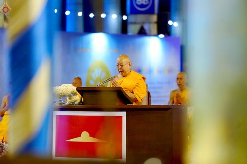 ภาพ No.244266:วันที่ 7 กันยายน พ.ศ. 2568 พิธีจุดประทีป วันครูผู้ค้นพบวิชชาธรรมกาย ณ ลานธรรมฯ และวิหารคด วัดพระธรรมกาย
