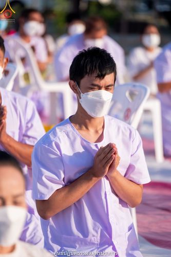 ภาพ No.39572:พิธีตัดปอยผม ปลงผม ขอขมารับผ้าไตรและพิธีบรรพชา ในโครงการอุปสมบท บูชาธรรมมหาปูชนียาจารย์ ประจำปี 2564 ชุดที่ 3