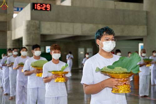 ภาพ No.47468:ประมวลภาพพิธีตัดปอยผม โครงการบรรพชาอุปสมบทหมู่ รุ่นเข้าพรรษา 2565