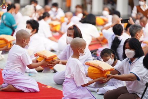 ภาพ No.44701:ประมวลภาพพิธีบรรพชา ในโครงการบรรพชาสามเณรฟื้นฟูพระพุทธศาสนาทั่วไทย ณ วัดสองพี่น้อง