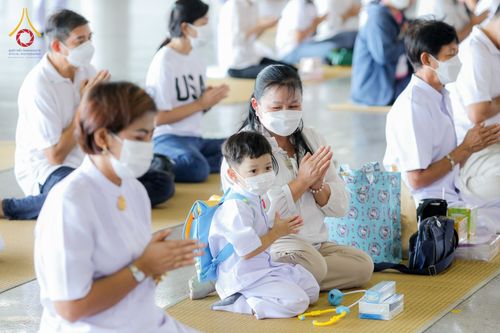 ภาพ No.49883:ประมวลภาพพิธีถวายคิลานเภสัช และอุปกรณ์ทางการแพทย์แด่คณะสงฆ์ วันเสาร์ที่ 20 สิงหาคม พ.ศ. 2565