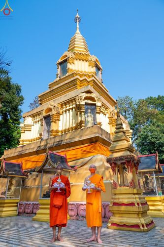 ภาพ No.43772:พิธีประดิษฐานพระบรมสารีริกธาตุเจดีย์พระพุทธเจ้า 28 พระองค์  ณ โบสถ์เรือหงษ์วัดพระธาตุแสนคำฟู 