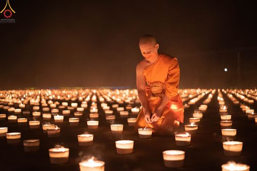 ภาพ No.41117:กิจกรรมงานบุญสวดมนต์ข้ามปีออนไลน์ เนื่องในเทศกาลส่งท้ายปีเก่า ต้อนรับพุทธศักราชใหม่ 2565