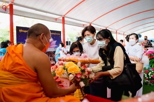 ภาพ No.52956:ประมวลภาพพิธีทอดกฐินสามัคคี ณ วัดมงคลพุกกราม จ.ปทุมธานี  (วันที่ 15 ตุลาคม พ.ศ. 2565)