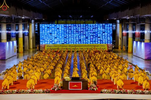 ภาพ No.49080:ประมวลภาพพิธีจุดประทีป  ในวันสมาธิโลก (วันเสาร์ที่ 6 สิงหาคม พ.ศ. 2565)