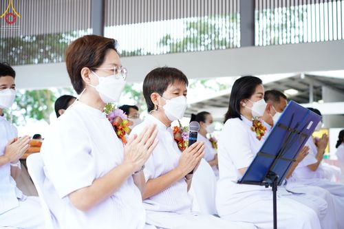 ภาพ No.52149:ประมวลภาพพิธีสักการะพระมงคลเทพมุนี (สด จนฺทสโร) ณ ศูนย์ปฏิบัติธรรมพระมงคลเทพมุนี