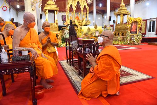 ภาพ No.49687:ประมวลภาพพิธีบำเพ็ญกุศลสวดพระอภิธรรมศพอุทิศถวายพระเดชพระคุณพระเทพวรเวที (บุญศรี ปุญฺญสิริ ป.ธ.4) 