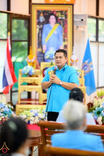 ภาพ No.53242:ประมวลภาพพิธีทำบุญ และฟังเทศน์ บทพระธรรมเทศนาเฉลิมพระธรรมบารมีใน “อุภินนมัตถจรกถา” เนื่องในโอกาสมหามงคลเฉลิมพระชนมพรรษา 90 พรรษา สมเด็จพระนางเจ้าสิริกิติ์ พระบรมราชินีนาถ พระบรมราชชนนีพันปีหลวง