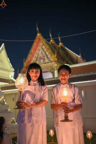 ภาพ No.297195:วันที่ 17 มกราคม พ.ศ. 2569 พิธีจุดประทีปถวายเป็นพุทธบูชา และบูชาธรรมมหาปูชนียาจารย์ (ภาพชุดที่ 2) ณ วัดโบสถ์บน ต.บางคูเวียง จ.นนทบุรี อนุสรณ์สถานลำดับที่ 4 สถานที่เกิดด้วยกายธรรม ในโครงการธรรมยาตรา กตัญญูบูชา มหาปูชนียาจารย์ พระมงคลเทพมุนี(สด จนฺทสโร) พร