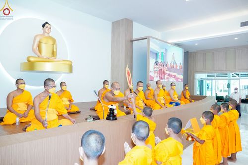 ภาพ No.48119:ประมวลภาพพิธีทอดผ้าป่าสามัคคี ณ ศูนย์ปฏิบัติธรรมภาคใต้ อ.บางกล่ำ จ.สงขลา