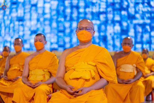 ภาพ No.49082:ประมวลภาพพิธีจุดประทีป  ในวันสมาธิโลก (วันเสาร์ที่ 6 สิงหาคม พ.ศ. 2565)