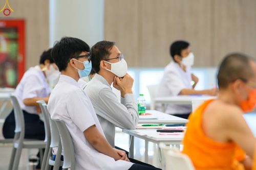 ภาพ No.46648:ประมวลภาพโครงการอบรมครูสอนบาลี ณ โรงเรียนพระปริยัติธรรม วัดพระธรรมกาย