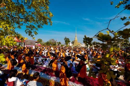 ภาพ No.292963:วันที่ 11 มกราคม พ.ศ. 2569 พิธีต้อนรับพระธรรมยาตรา ณ อนุสรณ์สถานลำดับที่ 3 (ภาพชุดที่ 2) สถานที่เกิดในเพศสมณะ วัดสองพี่น้อง อำเภอสองพี่น้อง จังหวัดสุพรรณบุรี ในโครงการธรรมยาตรา กตัญญูบูชา มหาปูชนียาจารย์ พระมงคลเทพมุนี(สด จนฺทสโร) พระผู้ปราบมาร อนุสรณ์สถ