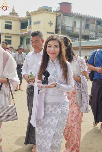 ภาพ No.57387:ประมวลภาพพิธีประดิษฐานพระบรมสารีริกธาตุพระเจดีย์ราชาธิราชมุนี ณ วัดอองเซยามิน ประเทศเมียนมาร์