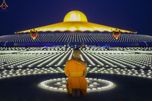 ภาพ No.46318:ประมวลภาพพิธีจุดวิสาขประทีป 2565 ณ วัดพระธรรมกาย