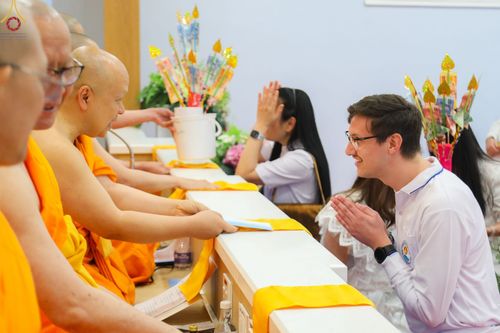 ภาพ No.55711:ประมวลภาพพิธีทอดกฐินสามัคคี ณ วัดพุทธเคปทาวน์ ​สาธารณรัฐ​แอฟริกาใต้​  (วันที่ 23 ตุลาคม พ.ศ. 2565)