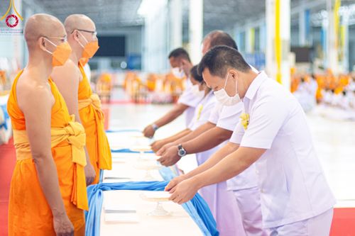 ภาพ No.87898:พิธีรำลึกนักสร้างบารมี ในวันมหารำลึกครั้งที่ 33 วันเสาร์ที่ 16 กันยายน พ.ศ. 2566 ณ หน้ารัตนบัลลังก์ สภาธรรมกายสากล วัดพระธรรมกาย