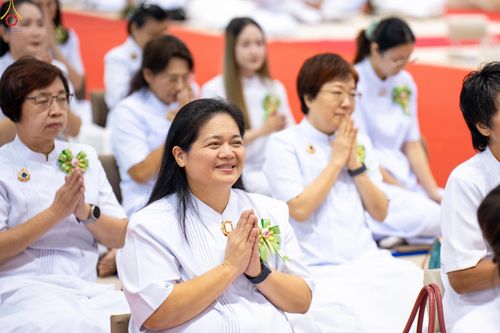 ภาพ No.342235:วันอาทิตย์ที่ 2 สิงหาคม พ.ศ.2569 พิธีมุทิตาสักการะพระภิกษุ  ผู้สอบได้เปรียญธรรม 9 ประโยค ระดับโลก ปีที่ 38, พิธีมอบโล่เกียรติยศ และทุนการศึกษา สำนักเรียนบาลีดีเด่นทั่วประเทศ ณ สภาธรรมกายสากล วัดพระธรรมกาย
