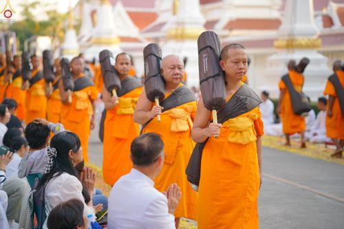 ภาพ No.295293:วันที่ 16 มกราคม พ.ศ. 2569 พิธีต้อนรับพระธรรมยาตรา อนุสรณ์สถานลำดับที่ 4 (ภาพชุดที่ 2) สถานที่เกิดด้วยกายธรรม ณ วัดโบสถ์บน ต.บางคูเวียง จ.นนทบุรี ในโครงการธรรมยาตรา กตัญญูบูชา มหาปูชนียาจารย์ พระมงคลเทพมุนี(สด จนฺทสโร) พระผู้ปราบมาร อนุสรณ์สถาน 7 แห่ง ปี