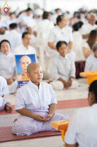 ภาพ No.319451:วันเสาร์ที่ 4 เมษายน พ.ศ.2569 พิธีขอขมา มอบผ้าไตร และถวายบาตรแด่นาคธรรมทายาท ในโครงการบรรพชาสามเณรฟื้นฟูพระพุทธศาสนาทั่วไทย โครงการหน่อแก้วเปรียญธรรม รุ่นที่ 14 โครงการสามเณรยุวธรรมทายาท รุ่นที่ 34 โครงการสามเณรมัชฌิมธรรมทายาท รุ่นที่ 30 ณ สภาธรรมกายสากล