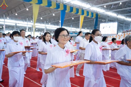 ภาพ No.150142:พิธีทอดผ้าป่าสมทบกฐินวัดพระธรรมกาย และสมทบกฐิน 30,000 วัดทั่วไทย ครั้งที่ 1 เนื่องในวันธรรมชัย 27 สิงหาคม พ.ศ.2567 ณ สภาธรรมกายสากล วัดพระธรรมกาย