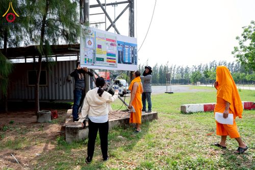 ภาพ No.217670:วันที่ 2-14 เมษายน พ.ศ. 2568 เจ้าหน้าที่เตรียมงานวันคุ้มครองโลก ชุดที่ 1 วัดพระธรรมกาย จ.ปทุมธานี