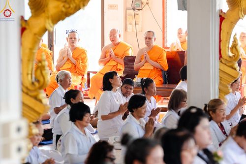 ภาพ No.200540:พิธีทอดผ้าป่าทำนุบำรุงศาสนสถาน ณ วัดรางกำหยาด ตำบลบางภาษี อำเภอบางเลน จังหวัดนครปฐม ในโครงการธรรมยาตรา กตัญญูบูชา มหาปูชนียาจารย์ พระมงคลเทพมุนี(สด จนฺทสโร) พระผู้ปราบมาร อนุสรณ์สถาน 7 แห่ง ปีที่ 13 วันที่ 22 มกราคม พ.ศ. 2568