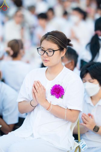 ภาพ No.116086:พิธีตักบาตรพระธรรมยาตรา ณ อนุสรณ์สถานลำดับที่ 4 สถานที่เกิดด้วยกายธรรม วัดโบสถ์(บน) จ.นนทบุรี วันที่ 21 มกราคม พ.ศ. 2567