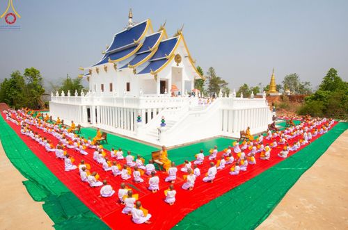 ภาพ No.63048:Photo Story  มหัศจรรย์วัดดงดินแดง Episode 2 โครงการบรรพชาอุปสมบทหมู่ ฟื้นฟูพระพุทธศาสนาทั่วไทย ณ วัดดงดินแดง อ.อมก๋อย จ.เชียงใหม่ วันที่ 3 เมษายน พ.ศ. 2567