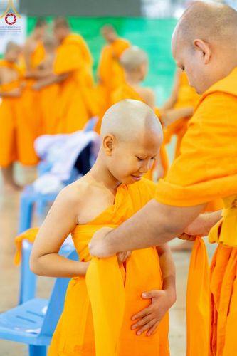 ภาพ No.215817:วันเสาร์ที่ 5 เมษายน พ.ศ. 2568 พิธีขอบรรพชา พิธีขอสรณคมน์และศีล  พิธีขอนิสสัย พิธีถวายบาตร ในโครงการบรรพชาสามเณรฟื้นฟูพระพุทธศาสนาทั่วไทย , โครงการหน่อแก้วเปรียญธรรม รุ่นที่ 13 ,  โครงการสามเณรยุวธรรมทายาท รุ่นที่ 33 , โครงการสามเณรมัชฌิมธรรมทายาท รุ่นที