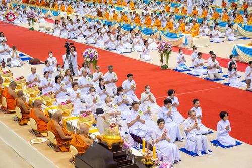 ภาพ No.185298:พิธีถวายมหาสังฆทาน 1,000 วัด ในวาระอายุวัฒนมงคล 84 ปี หลวงพ่อทัตตชีโว วันอาทิตย์ที่ 22 ธันวาคม พ.ศ. 2567 ณ สภาธรรมกายสากล วัดพระธรรมกาย