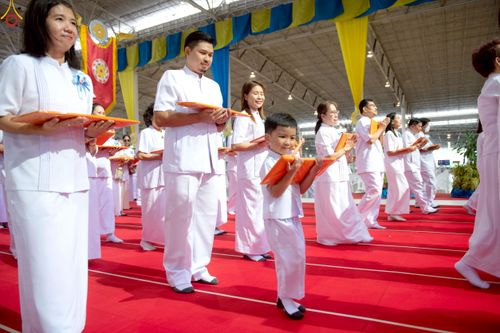 ภาพ No.240740:วันพุธที่ 27 สิงหาคม พ.ศ. 2568 พิธีทอดผ้าป่าเพื่อสร้างอาคาร  82 ปี หลวงพ่อธัมมชโย สมทบกฐินวัดพระธรรมกาย และกฐิน 30,000 วัดทั่วประเทศ ครั้งที่ 1