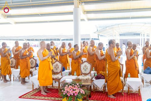 ภาพ No.230201:วันเสาร์ที่ 28 มิถุนายน พ.ศ. 2568 พิธีถวายสังฆทาน 323 วัด 4 จังหวัดชายแดนใต้ ปีที่ 21 ครั้งที่ 178 พิธีมอบกองทุนหนุนแรงใจช่วยครูใต้ ปีที่ 18 ครั้งที่ 142 ณ ศูนย์อบรมเยาวชนจังหวัดปัตตานี