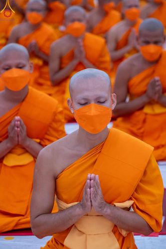 ภาพ No.118230:พิธีจุดประทีปถวายเป็นพุทธบูชา และบูชาธรรมมหาปูชนียาจารย์ พระมงคลเทพมุนี(สด จนฺทสโร) วันที่ 24 มกราคม พ.ศ. 2567 ณ อนุสรณ์สถานบางปลา อ.บางเลน จ.นครปฐม