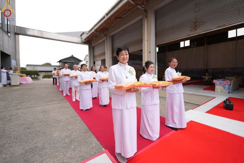 ภาพ No.133065:พิธีทอดผ้าป่าสามัคคีฉลองครบ 13 ปี วัดพระธรรมกายไอจิ แด่คณะพระภิกษุสงฆ์ 12 วัด ศูนย์สาขาทั่วภาคพื้นญี่ปุ่น วันที่ 31 มีนาคม พ.ศ. 2567