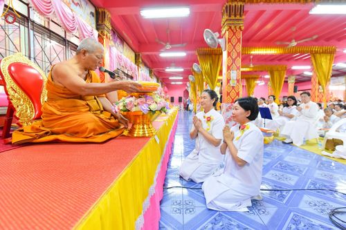 ภาพ No.203561:พิธีทอดผ้าป่าทำนุบำรุงศาสนสถาน ณ วัดตะเคียน ตำบลบางคูเวียง อำเภอบางกรวย จังหวัดนนทบุรี ในโครงการธรรมยาตรา กตัญญูบูชา มหาปูชนียาจารย์ พระมงคลเทพมุนี(สด จนฺทสโร) พระผู้ปราบมาร อนุสรณ์สถาน 7 แห่ง ปีที่ 13 วันที่ 29 มกราคม พ.ศ. 2568