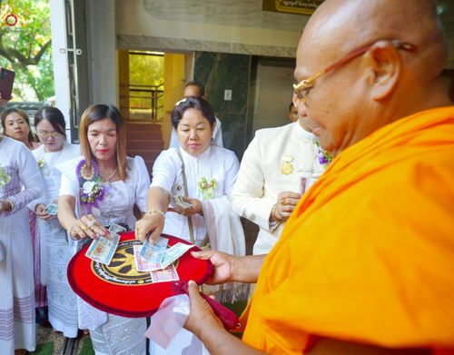ภาพ No.261518:วันที่ 26 ตุลาคม พ.ศ. 2568 พิธีทอดกฐินสามัคคีไทย-เมียนมา บูชาธรรมอายุวัฒนมงคล 81 ปี หลวงพ่อธมฺมชโย ณ วัดมินจาวน์ ประเทศสาธารณรัฐแห่งสหภาพเมียนมา 