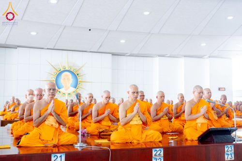 ภาพ No.226574:วันที่ 26 พฤษภาคม พ.ศ. 2568 พิธีบุพเปตพลี ครั้งที่ 164 ร่วมอุทิศบุญแด่หมู่ญาติที่ล่วงลับไปแล้ว และสืบทอดอายุพระพุทธศาสนา ณ หอฉันคุณยายอาจารย์ฯ วัดพระธรรมกาย