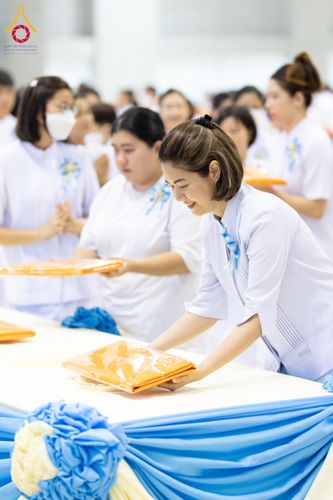 ภาพ No.134350:พิธีทอดผ้าป่าสมทบ มหาสังฆทาน 10,000 วัด ทั่วไทย วันอาทิตย์ต้นเดือนที่ 7 เมษายน พ.ศ.2567 ณ ห้องแก้วสารพัดนึก 1 สภาธรรมกายสากล  วัดพระธรรมกาย จ.ปทุมธานี