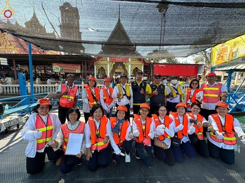 ภาพ No.198768:V.50 สารพัดV สารพัดดี ที่ธรรมยาตรา ในโครงการธรรมยาตรา กตัญญูบูชา มหาปูชนียาจารย์ พระมงคลเทพมุนี(สด จนฺทสโร) พระผู้ปราบมาร อนุสรณ์สถาน 7 แห่ง ปีที่ 13 ระหว่างวันที่ 2-31 มกราคม พ.ศ. 2568