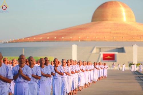 ภาพ No.180585:พิธีบรรพชาอุปสมบท โครงการอุปสมบทบูชาธรรมมหาปูชนียาจารย์ ประจำปีพุทธศักราช 2567 วันเสาร์ที่ 7 ธันวาคมพ.ศ. 2567 ณ วัดพระธรรมกาย จ.ปทุมธานี