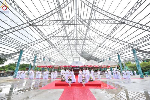 ภาพ No.158158:พิธีทอดผ้าป่า ติดตั้งแผ่นสิริฉะทะนะรัสมี(หลังคา) อาคาร 80 ปี หลวงพ่อธัมมชโย วันอาทิตย์ที่ 22 กันยายน พ.ศ. 2567 ณ ศูนย์ปฏิบัติธรรมวิหารแดง อ.วิหารแดง จ.สระบุรี