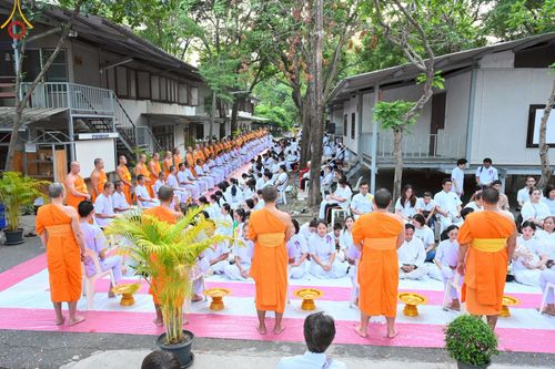 ภาพ No.216733:วันอาทิตย์ที่ 6 เมษายน พ.ศ. 2568 พิธีตัดปอยผม และปลงผมนาคธรรมทายาท โครงการบวชบูชาธรรม81ปี หลวงพ่อธัมมชโย โครงการ 1 และ 2 โครงการนานาชาติ AEC&WAB รุ่น CEO (ผู้บริหาร) รุ่นที่4 ณ หมู่บ้านบรรลุธรรม วัดพระธรรมกาย