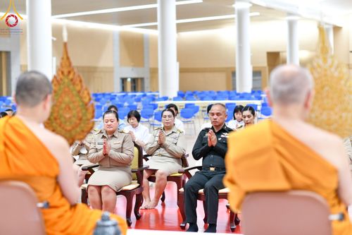 ภาพ No.208999:พระบาทสมเด็จพระเจ้าอยู่หัว ทรงมีพระราชศรัทธาทรงพระกรุณาโปรดเกล้าฯ ให้บำเพ็ญพระราชกุศลถวายภัตตาหารพระราชทาน การสอบบาลีสนามหลวง ณ วัดพระธรรมกาย ย อ.คลองหลวง จ.ปทุมธานี วันที่ 23-24 กุมภาพันธ์ พ.ศ. 2568