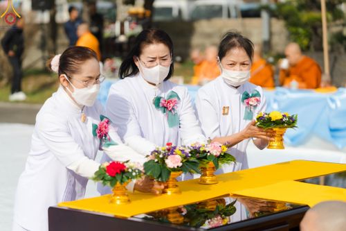 ภาพ No.132222:พิธีประดิษฐานยอดอุโบสถ บูชาธรรม 80 ปี หลวงพ่อธัมมชโย ณ วัดพระธรรมกายโทชิหงิ ประเทศญี่ปุ่น วันอาทิตย์ที่ 24 มีนาคม พ.ศ. 2567