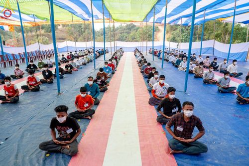 ภาพ No.127642:Photo Story ปฐมบรรพชาชาวพุทธมาร์มา Episode 2/5 วันที่ 6-7 กุมภาพันธ์ พ.ศ. 2567  โครงการบรรพชาครั้งประวัติศาสตร์ แห่งเทือกเขาจิตตะกอง  ครั้งแรกของชาวพุทธมาร์มา บังกลาเทศ บูชาธรรม 80 ปีหลวงพ่อธัมมชโย ณ วัดธัมจักร อรัญกุฏิ เมืองรัมการ์ คาร์กาชารี บังกลาเทศ