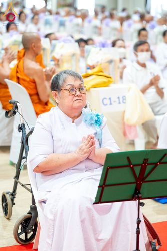 ภาพ No.149476:พิธีทักษิณานุปทานแด่บรรพชนตระกูลผ่องสวัสดิ์ และหมู่ญาติที่ล่วงลับไปแล้ว ประจำปี ครั้งที่ 19 วันพฤหัสบดีที่ 22 สิงหาคม พ.ศ. 2567 ณ พระมหาเจดีย์ทัตตชีโว ศูนย์อบรมเยาวชนกาญจนบุรี