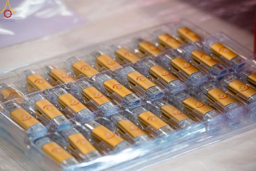 ภาพ No.212071:วันจันทร์ที่ 17 มีนาคม พ.ศ. 2568 บุญบรรจุกล่องไทยธรรม เพื่อถวายแด่พระสังฆาธิการ 40,000 กว่าวัดทั่วไทย ในวันคุ้มครองโลก 22 เมษายน พ.ศ. 2568 ณ บ้านแก้วเรือนทองคุณยายฯ วัดพระธรรมกาย